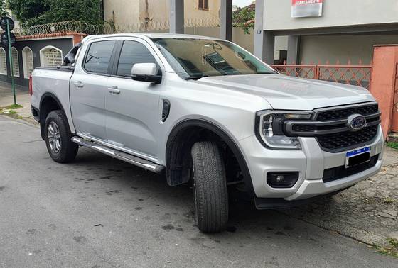 FORD RANGER 2.0 TURBO DIESEL CD XLS 4X2 AUTOMÁTICO FORD RANGER 2.0 TURBO DIESEL CD XLS 4X2 AUTOMÁTICO
